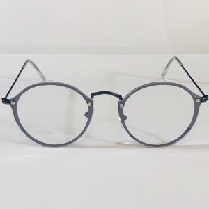 Non prescription never worn glasses